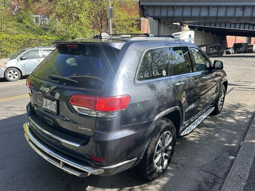 Blue 2014 Jeep Grand Cherokee Limited