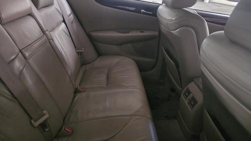 Gold 2003 Lexus ES 300 Base