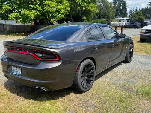 Gray 2018 Dodge Charger R/T