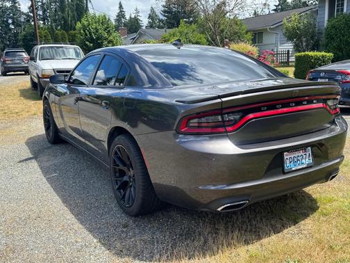 Gray 2018 Dodge Charger R/T