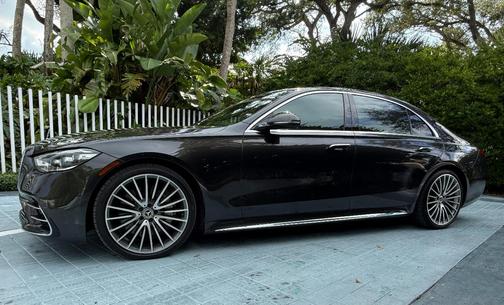 Gray 2021 Mercedes-Benz S-Class S 580 4MATIC