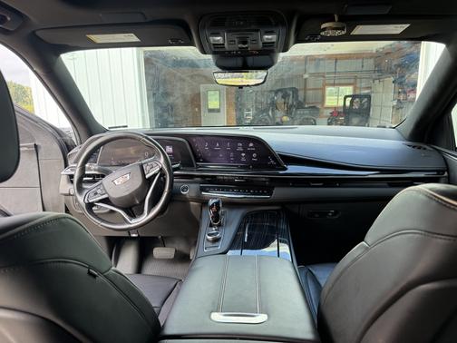 Black 2021 Cadillac Escalade ESV Sport