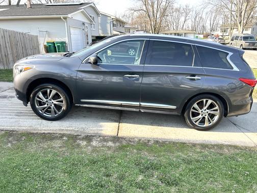 Gray 2013 INFINITI JX35 Base