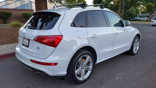 White 2012 Audi Q5 3.2 Prestige