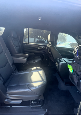 Black 2022 Chevrolet Suburban LT