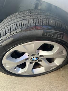 White 2015 BMW X1 sDrive28i