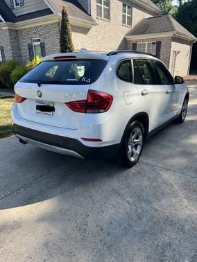 White 2015 BMW X1 sDrive28i