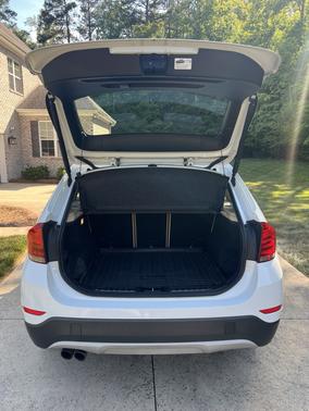 White 2015 BMW X1 sDrive28i