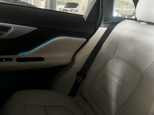 2019 Jaguar F-PACE 25t Prestige