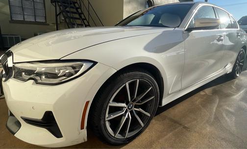 2019 BMW 330 i