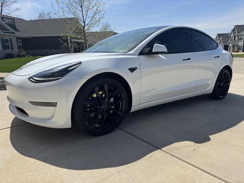 2021 Tesla Model 3 Long Range