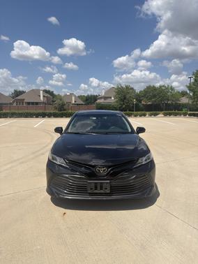 Black 2019 Toyota Camry LE