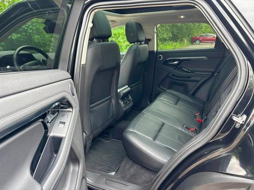 Black 2020 Land Rover Range Rover Evoque SE