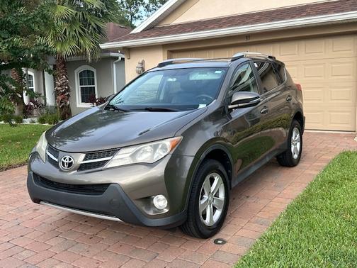 2014 Toyota RAV4 XLE