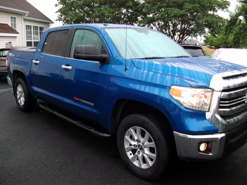 2017 Toyota Tundra SR5