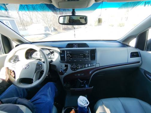 2013 Toyota Sienna XLE