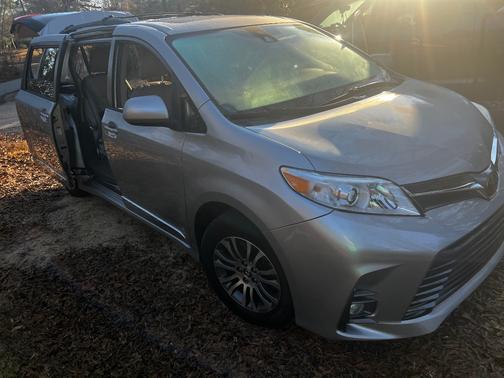 2019 Toyota Sienna Limited
