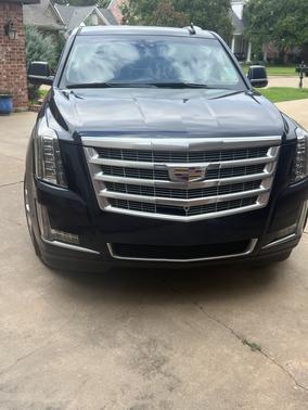 2019 Cadillac Escalade Luxury