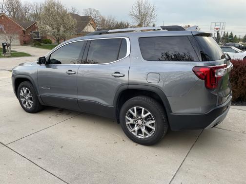 2021 GMC Acadia SLT