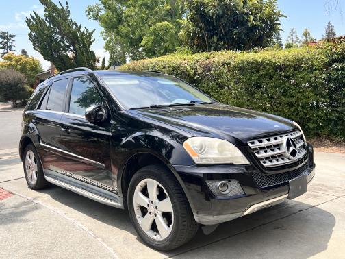 Black 2010 Mercedes-Benz M-Class ML 350