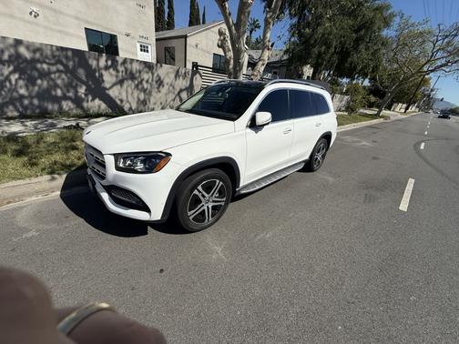 White 2020 Mercedes-Benz GLS 450 4MATIC