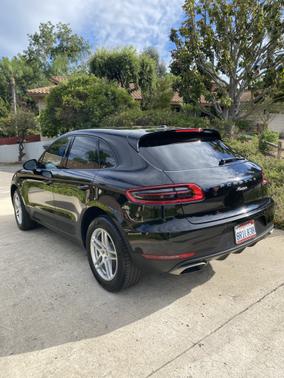 2017 Porsche Macan Macan