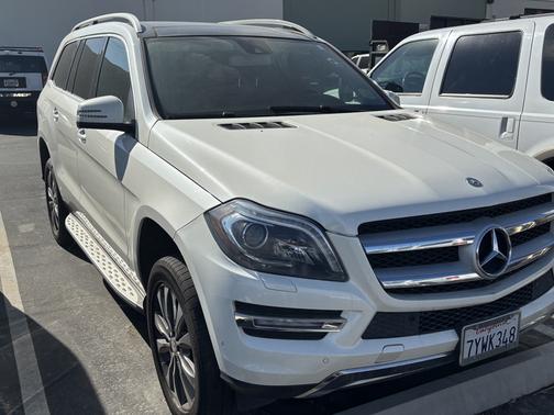 White 2015 Mercedes-Benz GL-Class GL 450 4MATIC