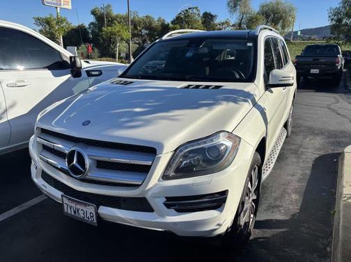 White 2015 Mercedes-Benz GL-Class GL 450 4MATIC