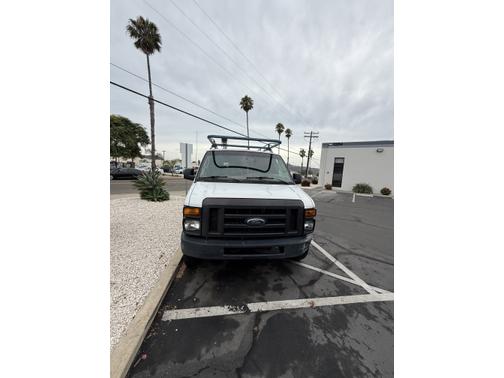 2008 Ford E350 Super Duty Base