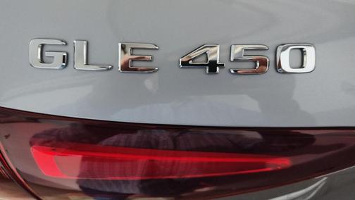 Silver 2024 Mercedes-Benz GLE 450 4MATIC