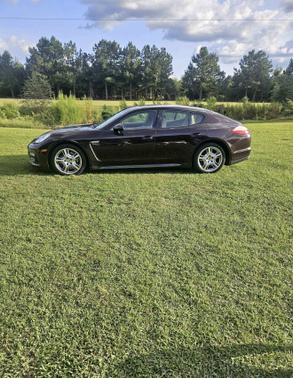 2012 Porsche Panamera 4