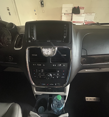 2014 Chrysler Town & Country Touring-L