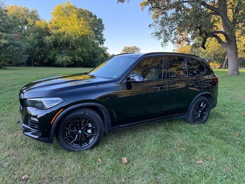 Black 2020 BMW X5 xDrive40i
