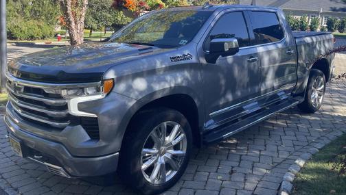 Silver 2023 Chevrolet Silverado 1500 High Country