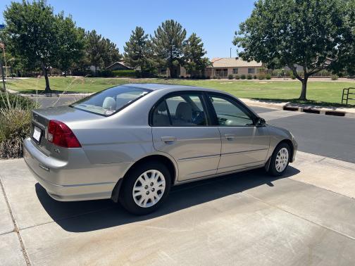 Gold 2004 Honda Civic LX