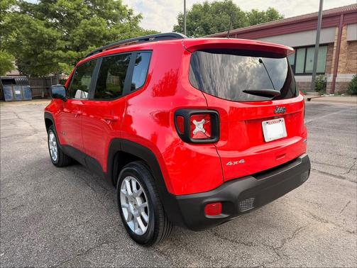 Red 2022 Jeep Renegade Latitude