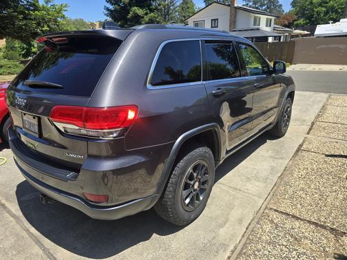 2018 Jeep Grand Cherokee Laredo E