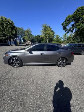 Gray 2021 Nissan Sentra SR