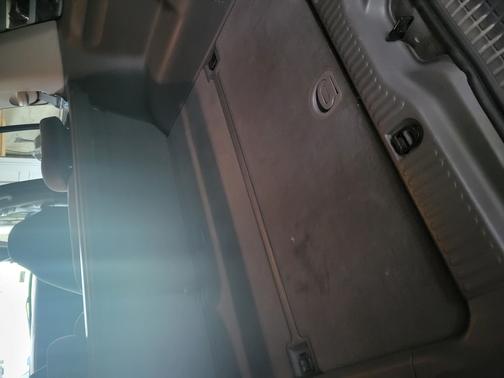 White 2002 Ford Explorer XLT