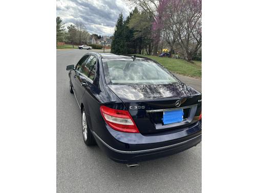 2011 Mercedes-Benz C-Class C 300 4MATIC Luxury