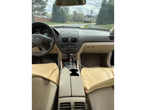 2011 Mercedes-Benz C-Class C 300 4MATIC Luxury