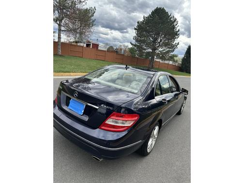 2011 Mercedes-Benz C-Class C 300 4MATIC Luxury
