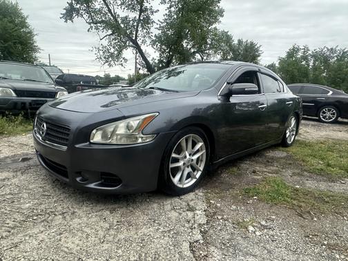 Gray 2011 Nissan Maxima SV