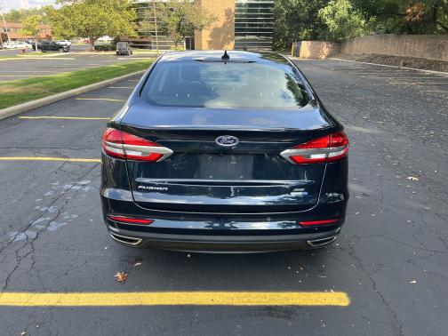 2020 Ford Fusion SE