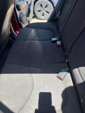 Red 2013 Kia Soul Base