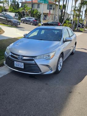 2017 Toyota Camry Hybrid LE