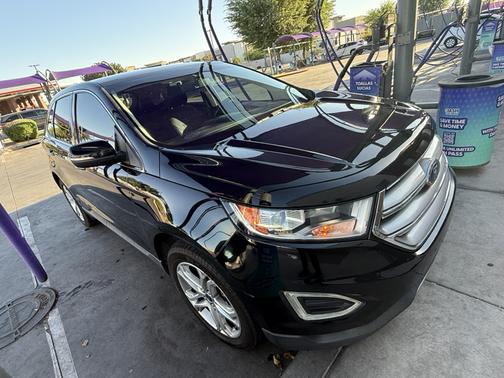 Black 2018 Ford Edge Titanium
