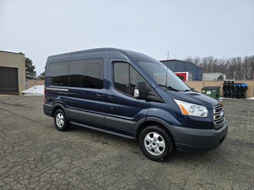 2017 Ford Transit-150 XLT