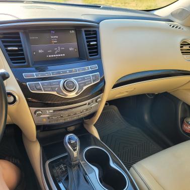 2017 INFINITI QX60 Base