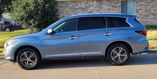 2017 INFINITI QX60 Base